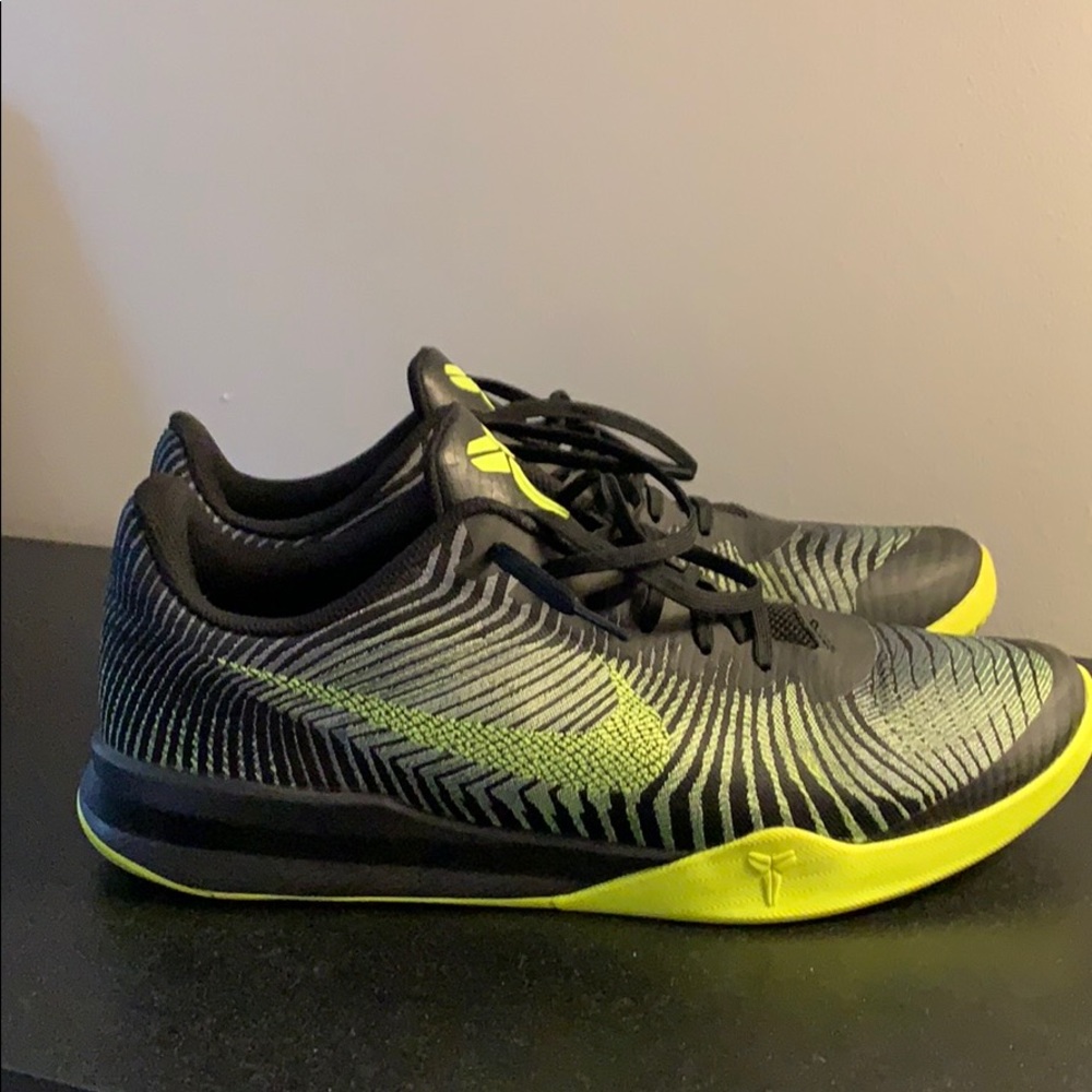 Nike Kobe Mentality Size 13